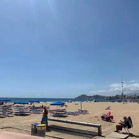 Ducado 41 Playa Levante 4 P Бенидорм