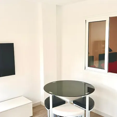 Ducado 41 Playa Levante 4 P Апартаменты *